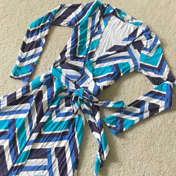 Banana Republic Zigzag Blue Purple Wrap Dress XS - Picture 2 of 3